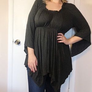 Gray tunic with fun sleeves